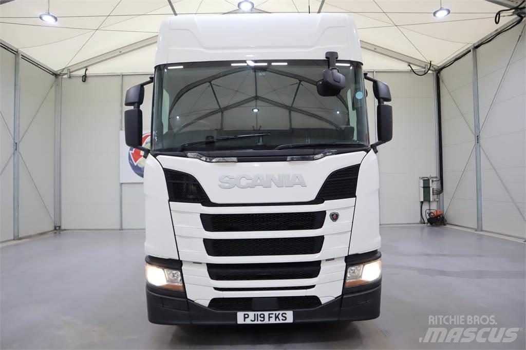 Scania R450 Vetopöytäautot