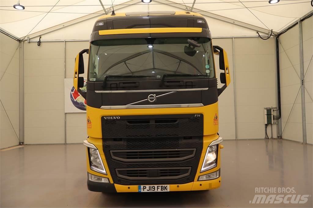 Volvo FH460 Vetopöytäautot