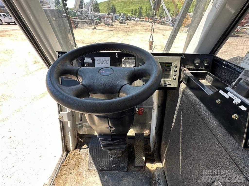 National 1100 Nosturiautot
