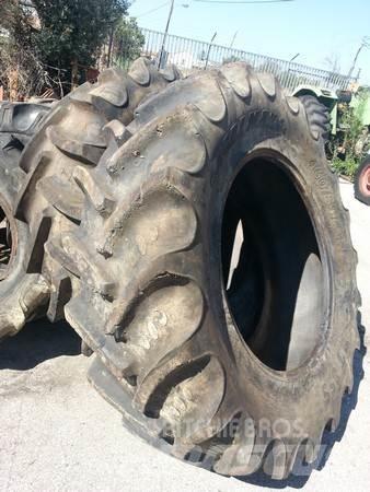  Pneu 18.4R34 Renkaat ja vanteet