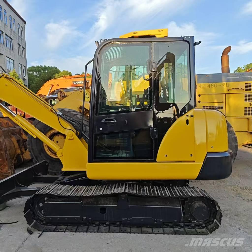 Komatsu PC 56 Minikaivukoneet < 7t