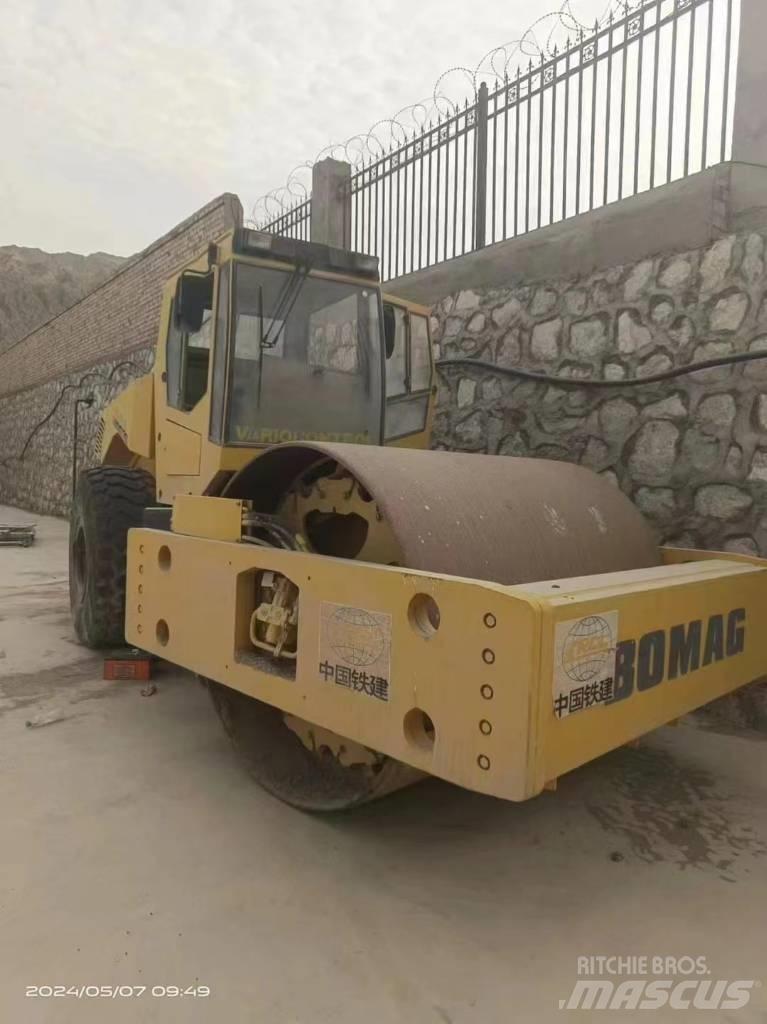 Bomag bw225d-3 Yksivalssijyrät