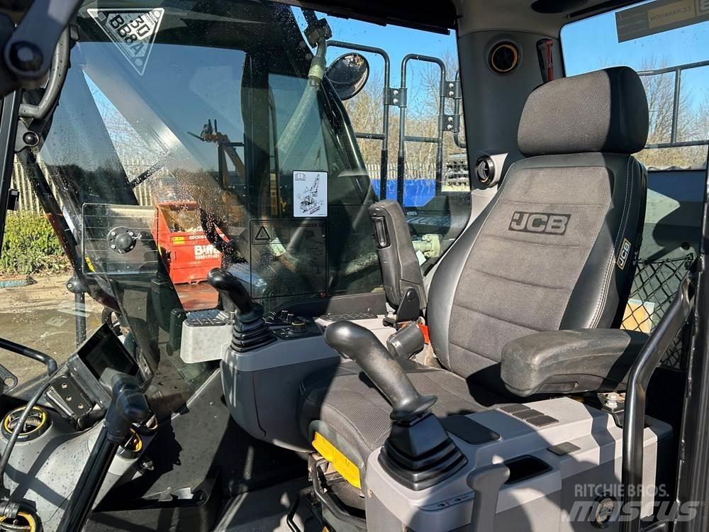 JCB 220X Telakaivukoneet