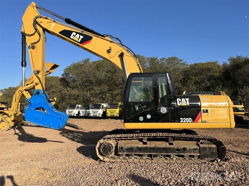 CAT 320 D L Telakaivukoneet