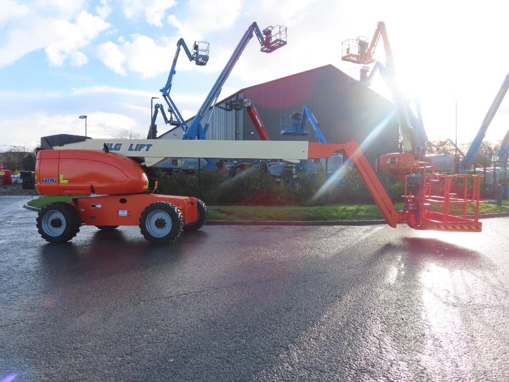 JLG 660 SJ Teleskooppipuominostimet