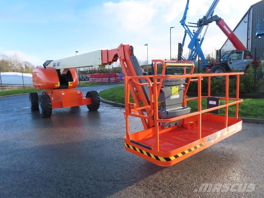 JLG 660 SJ Teleskooppipuominostimet