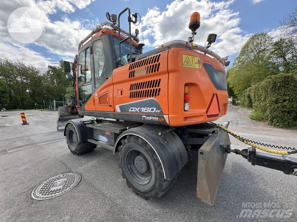 Doosan DX 160 W Pyöräkaivukoneet