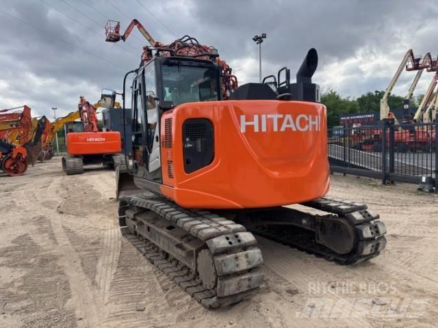 Hitachi ZX 135 US-6 Telakaivukoneet