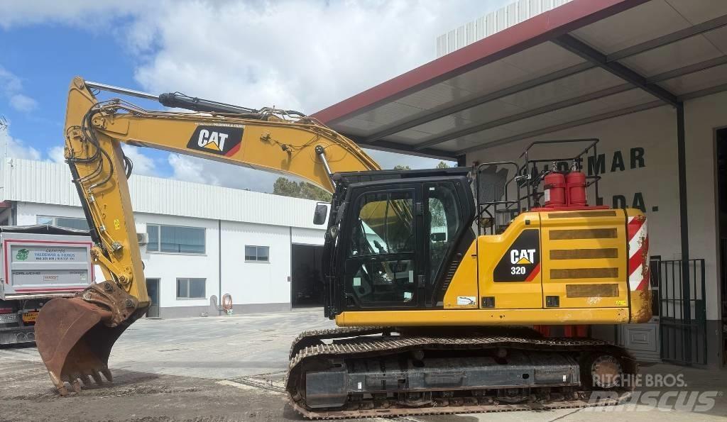 CAT 320 Telakaivukoneet