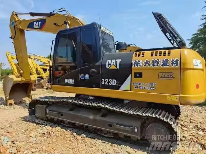 CAT CAT323D2L Telakaivukoneet