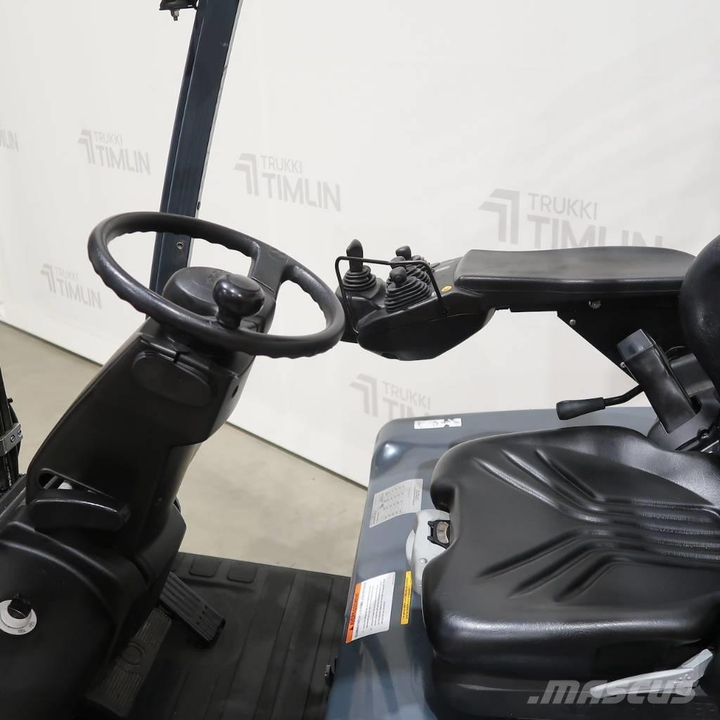 Toyota 8FBMT25 Sähkötrukit