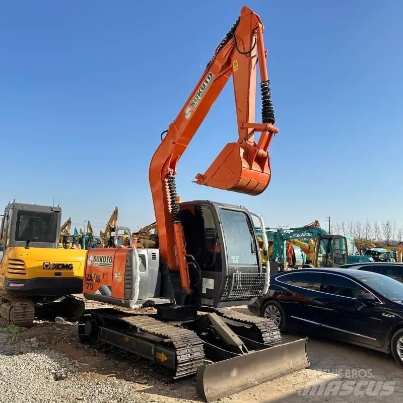 Hitachi ZX 70 Minikaivukoneet < 7t