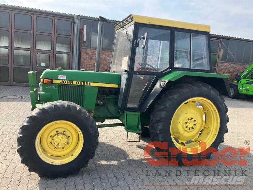 John Deere 1640 Traktorit