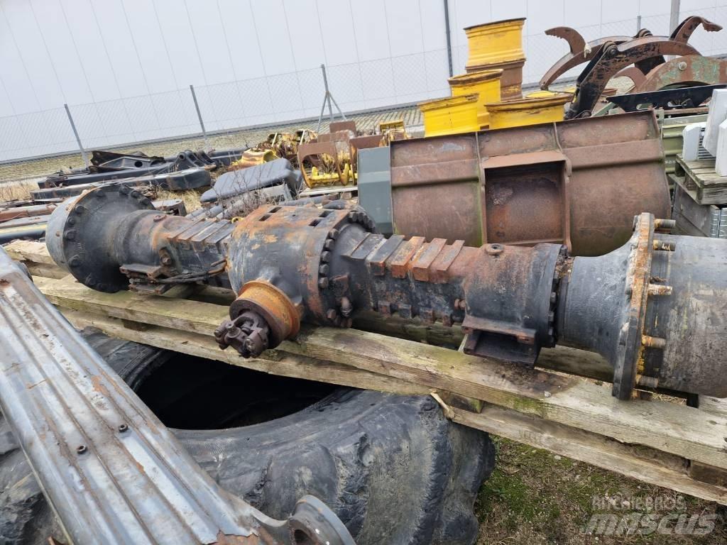 Ponsse NAF PO 67 1 Alusta ja jousitus