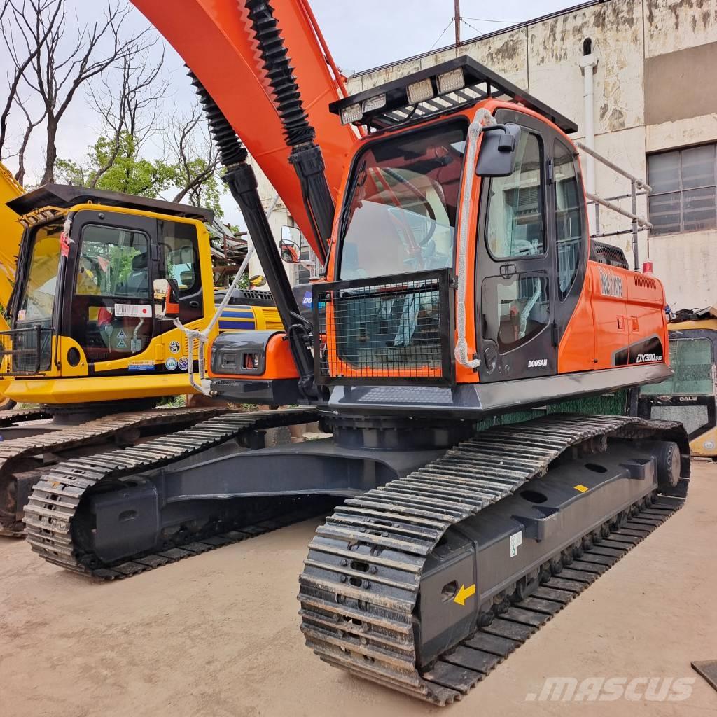 Doosan DX 300 Telakaivukoneet