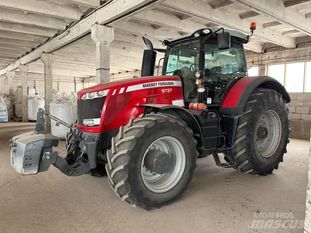 Massey Ferguson 8737 Traktorit