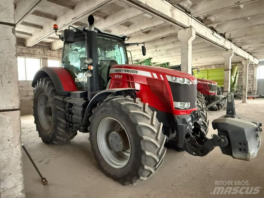 Massey Ferguson 8737 Traktorit