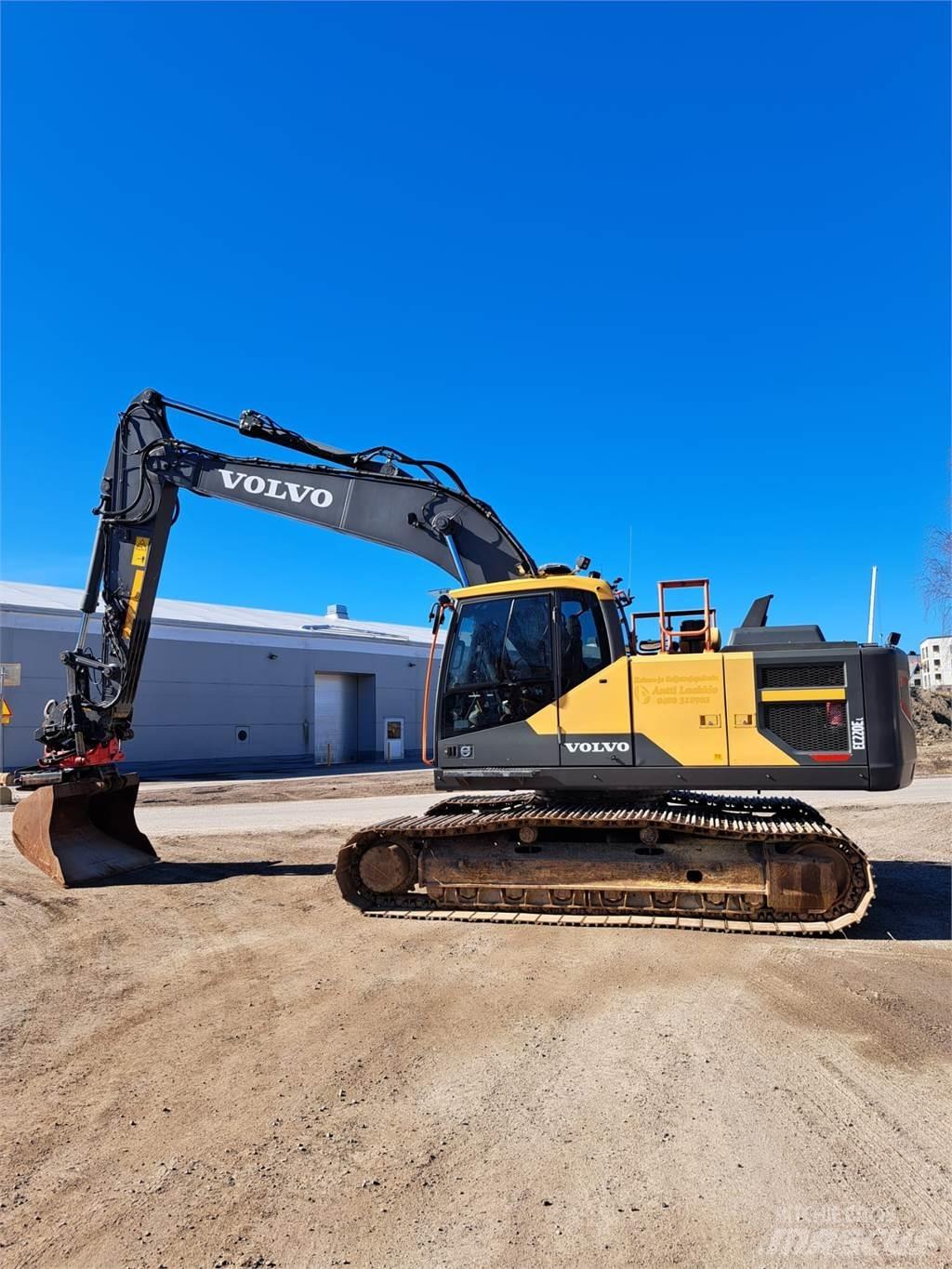 Volvo EC220EL Telakaivukoneet