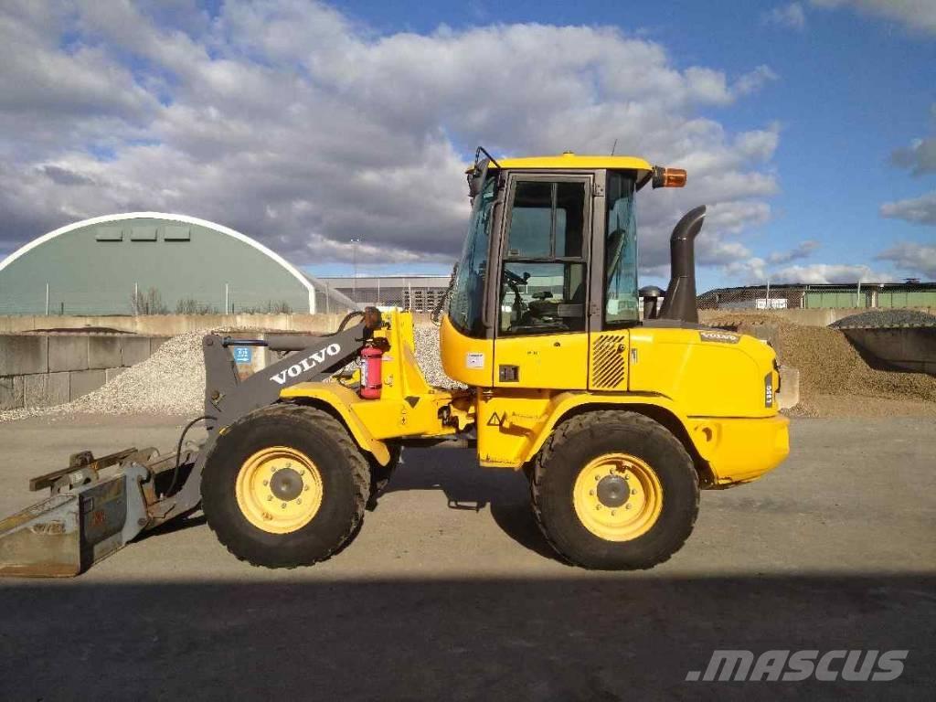 Volvo L 35 G Pyöräkuormaajat