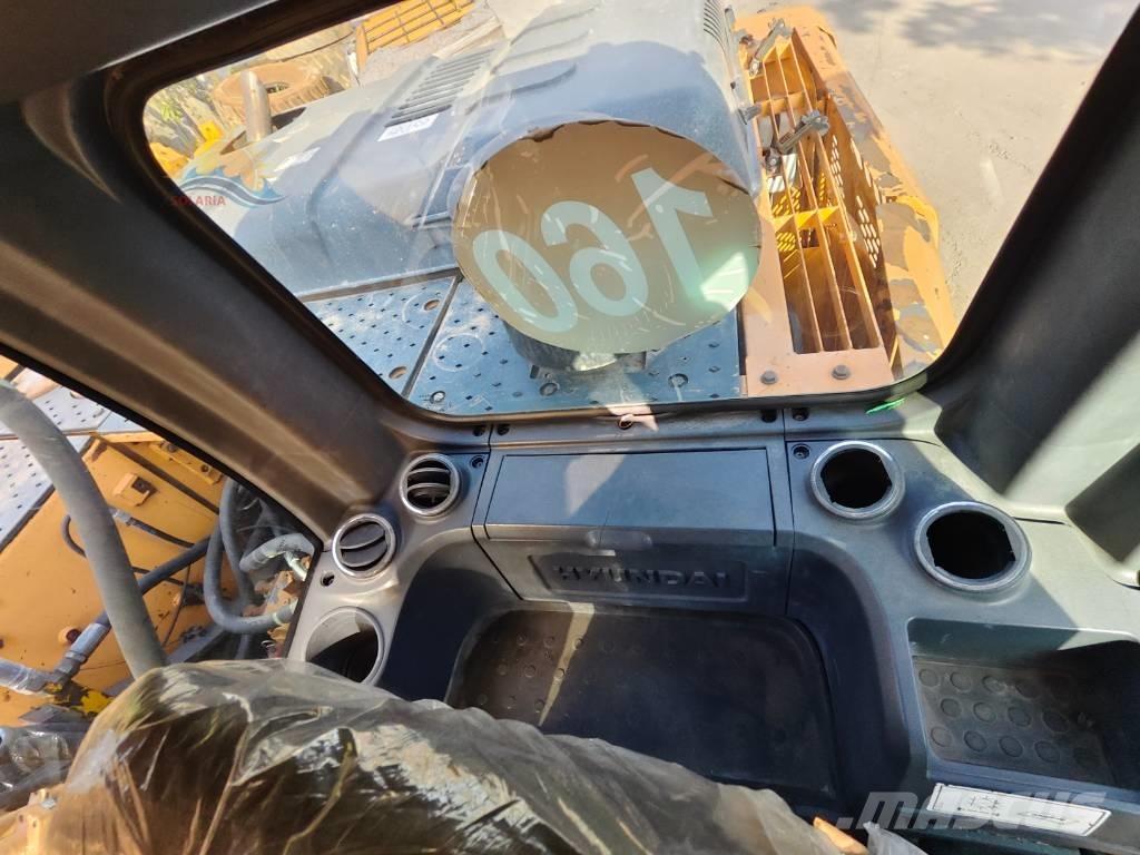 Hyundai R220LC-9S Telakaivukoneet
