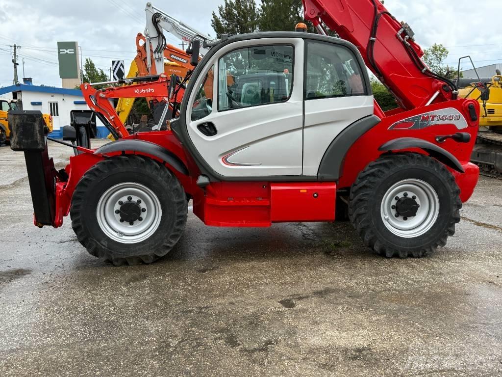 Manitou MT 1440 Kurottajat