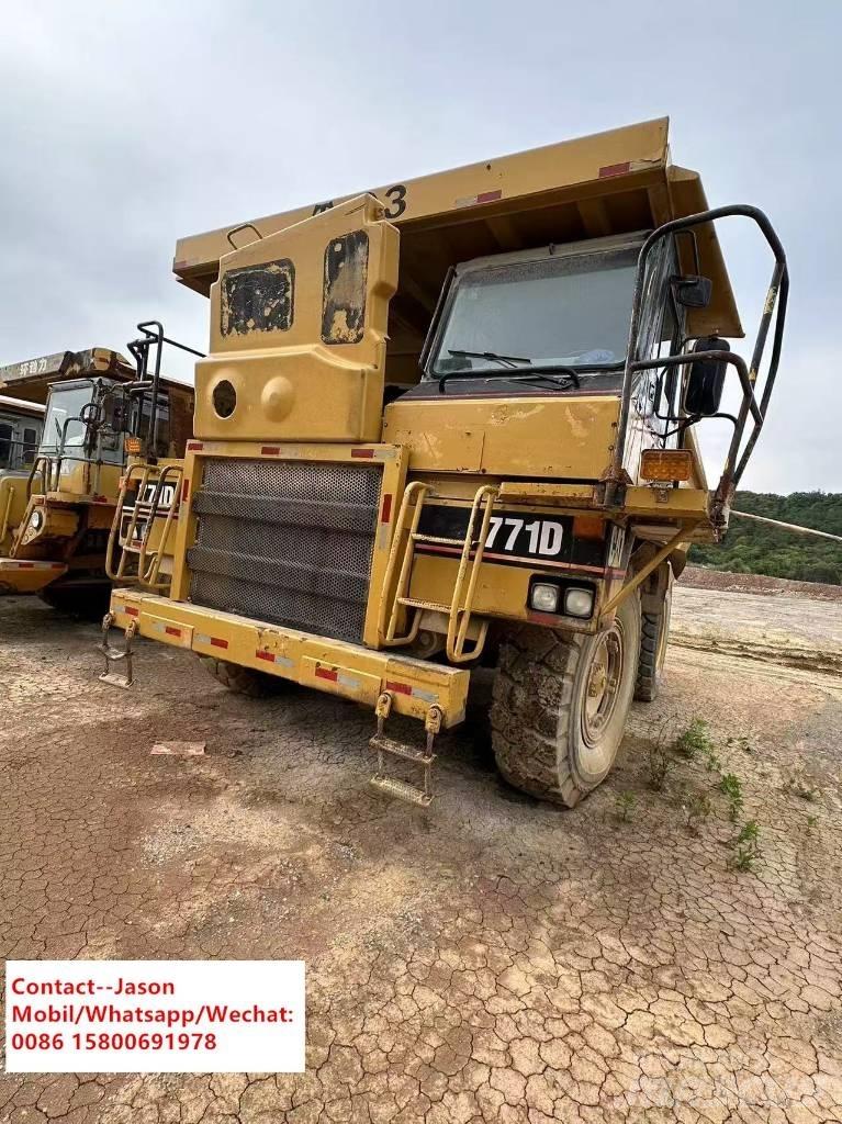 CAT 771 D Maansiirtoautot