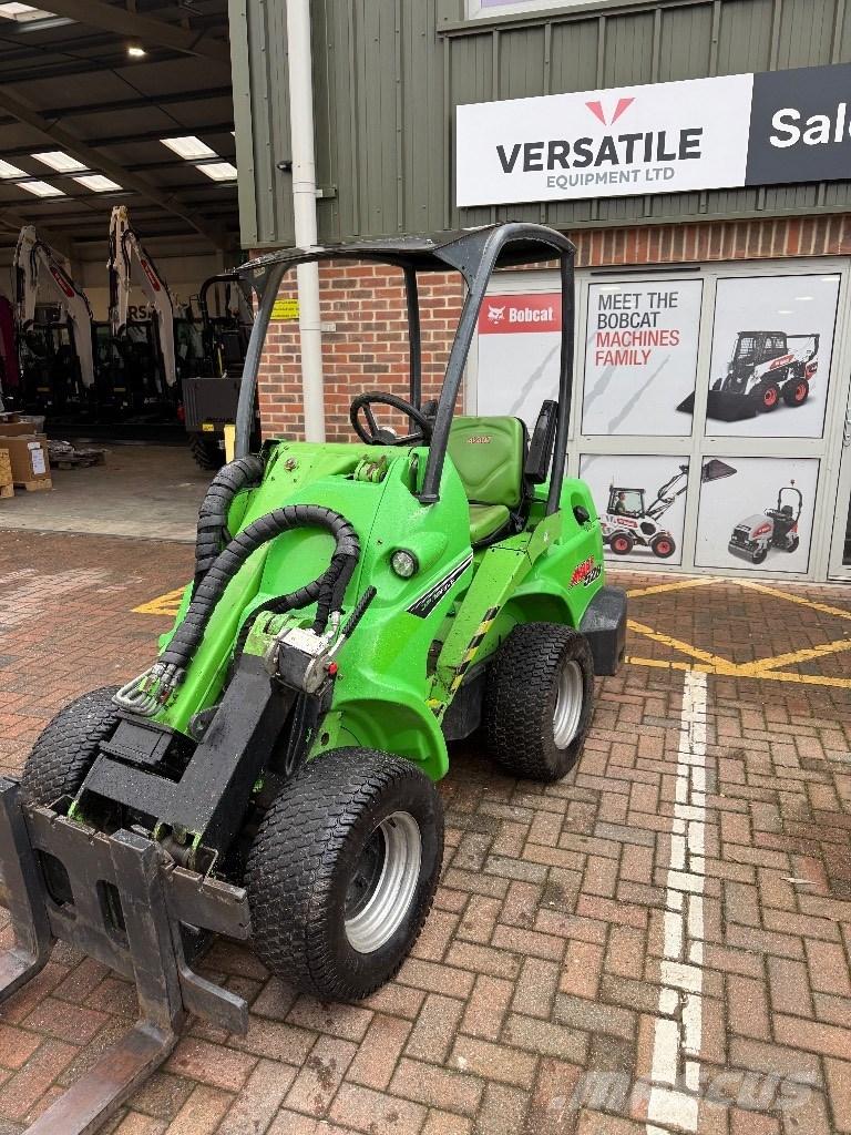 Avant 528 Pienkuormaajat