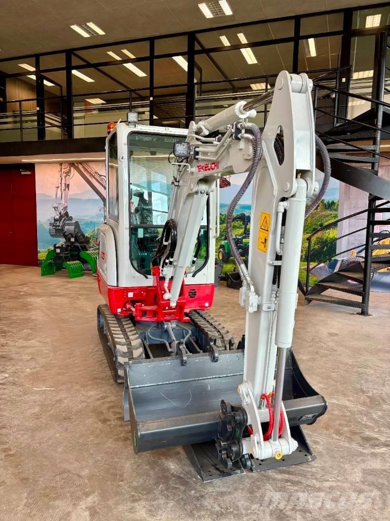 Takeuchi TB 225 Minikaivukoneet < 7t