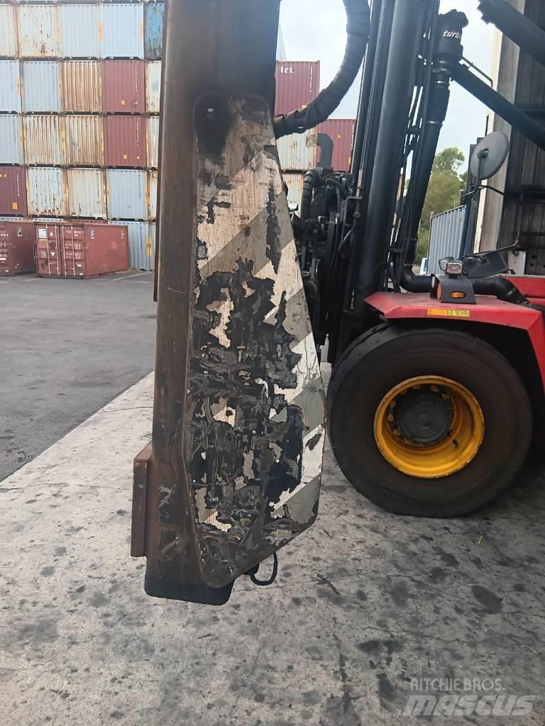 Kalmar DCG100-45ED7 Kontinkäsittelytrukit