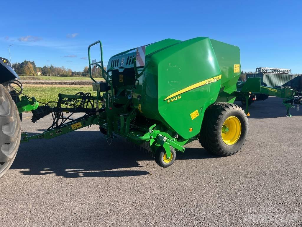 John Deere F441M Pyöröpaalaimet