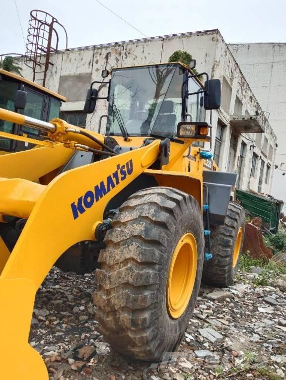 Komatsu WA 320-5 Pyöräkuormaajat