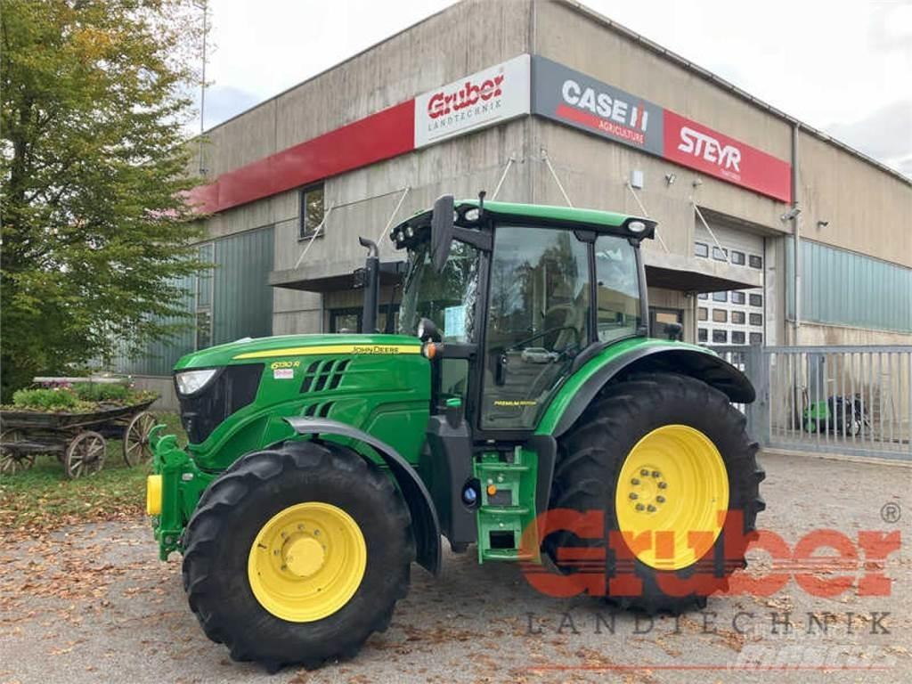 John Deere 6130 R Traktorit