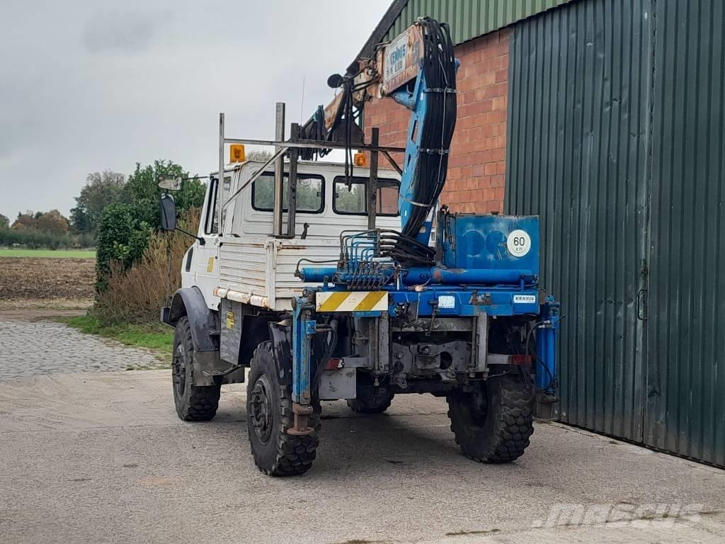 Mercedes-Benz Unimog Maastoajoneuvot
