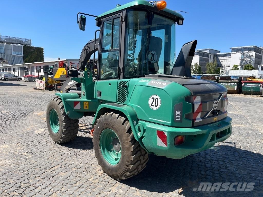 Volvo L 30 G TULOSSA!!!! Pyöräkuormaajat
