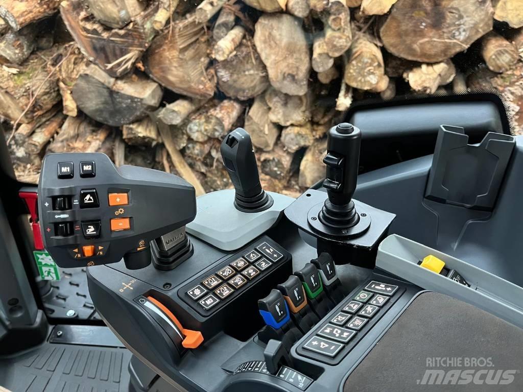 Valtra T 255 Versu Traktorit