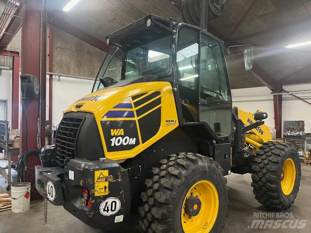 Komatsu WA100-8 Pienkuormaajat