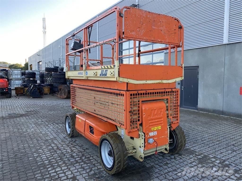 JLG 4069 Saksilavat