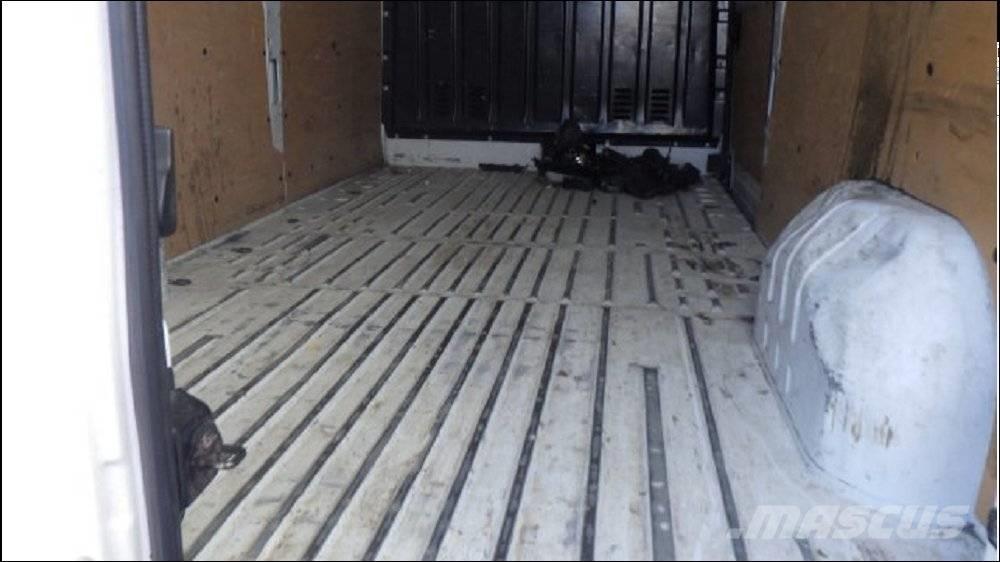 Renault MASTER 3 Jakeluautot