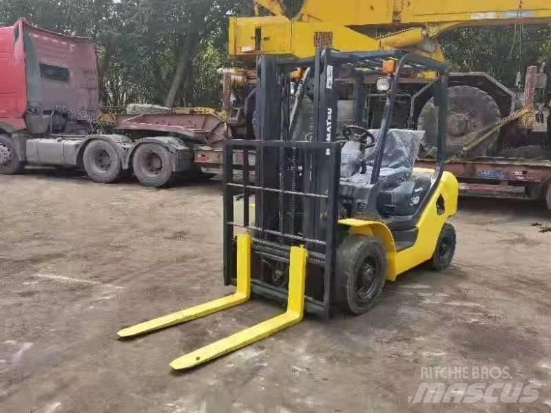 Komatsu 3Ton Dieseltrukit
