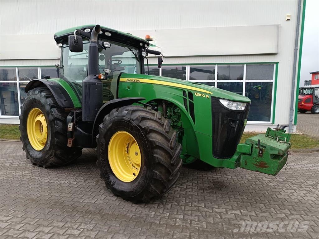 John Deere 8360 R Traktorit