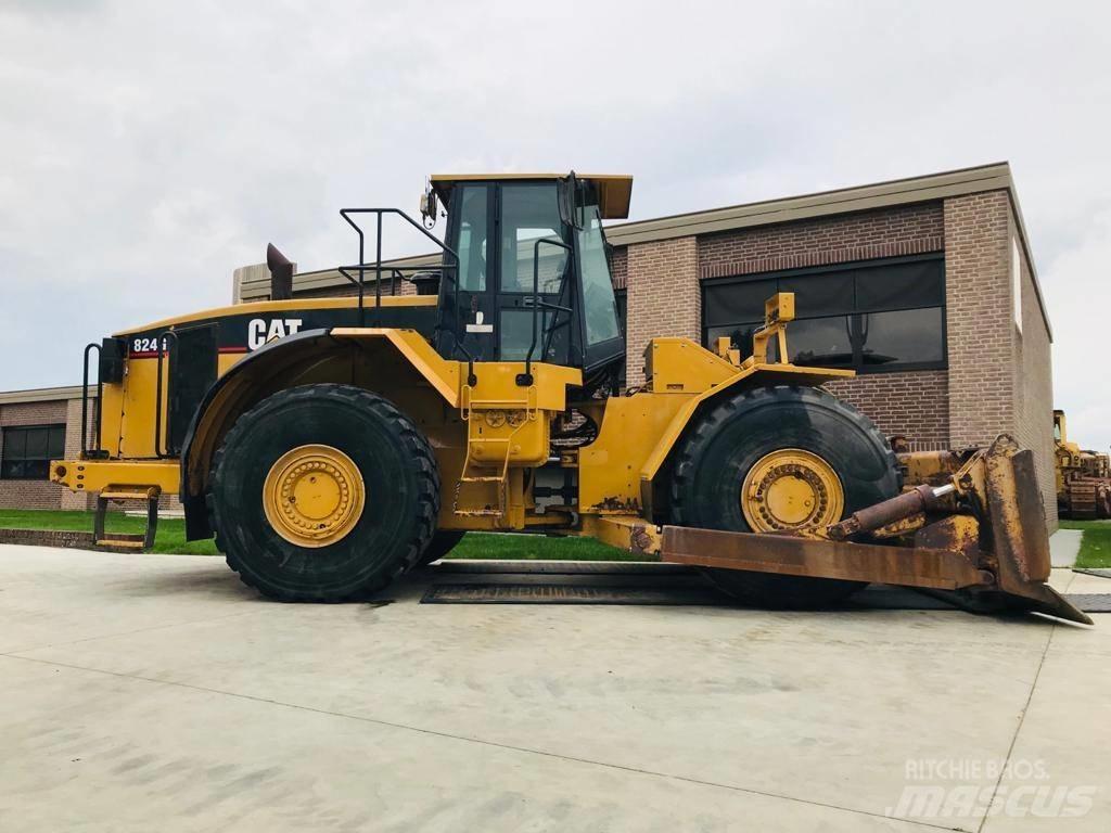 CAT 824 G Puskukoneet