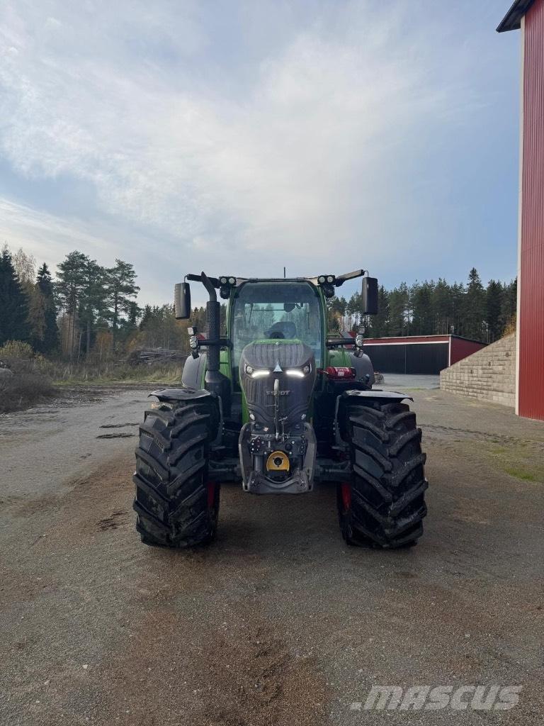 Fendt 728 Gen 7 Traktorit