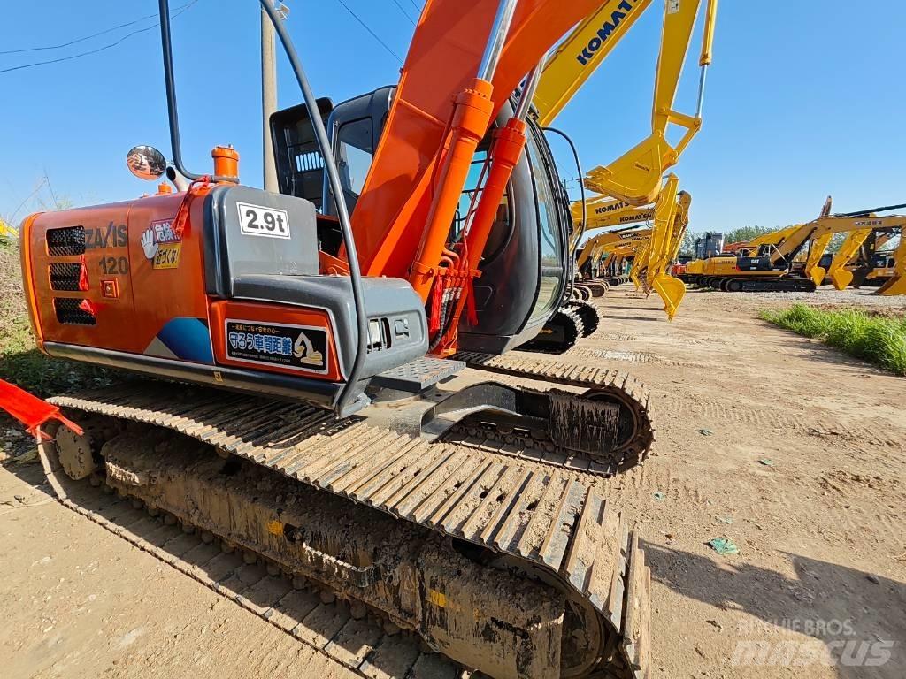 Hitachi ZX 120 Telakaivukoneet