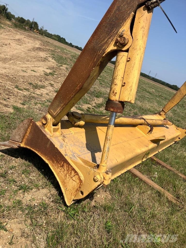 CAT 825 C Tiivistyskoneet