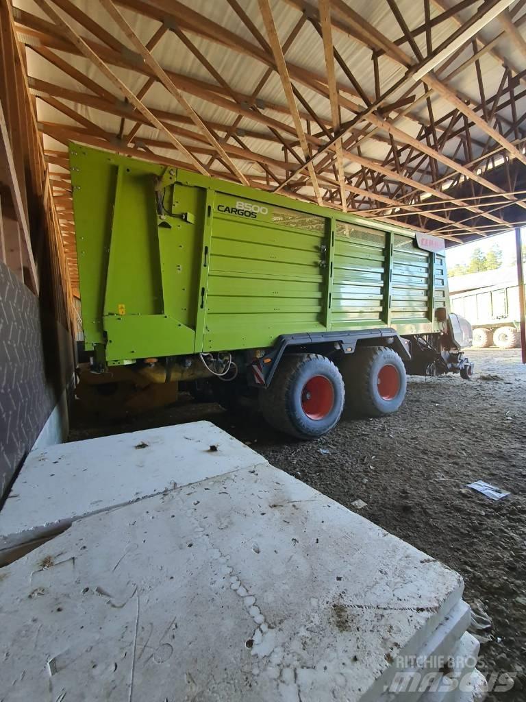 CLAAS Cargos 8500 Keräävät noukinvaunut ja silppurivaunut