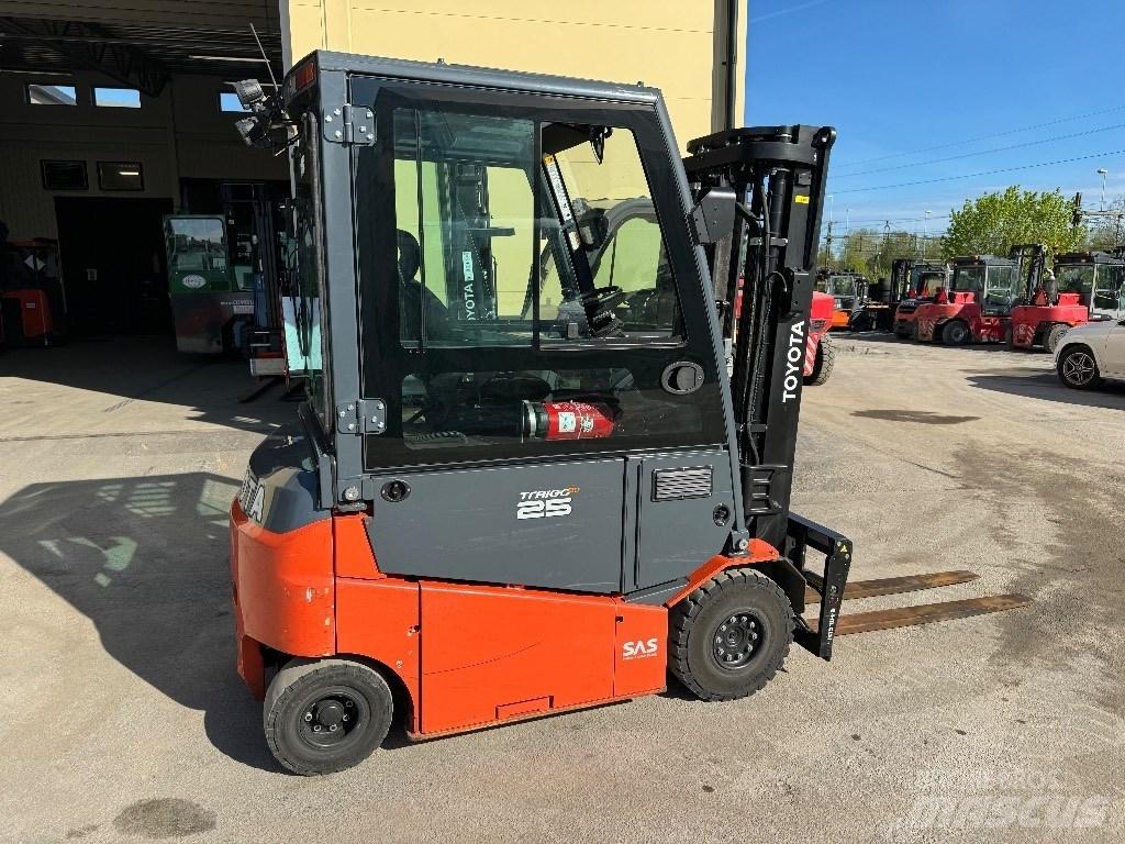 Toyota 8FBMKT25 Sähkötrukit