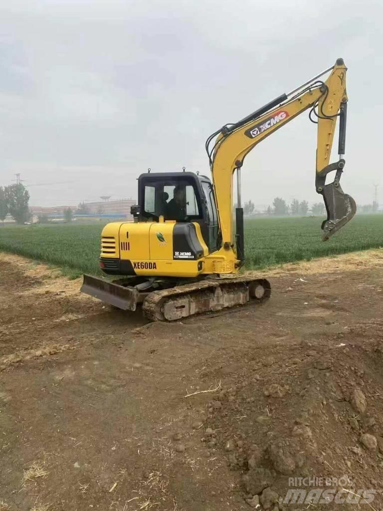 XCMG XE 60 DA Minikaivukoneet < 7t