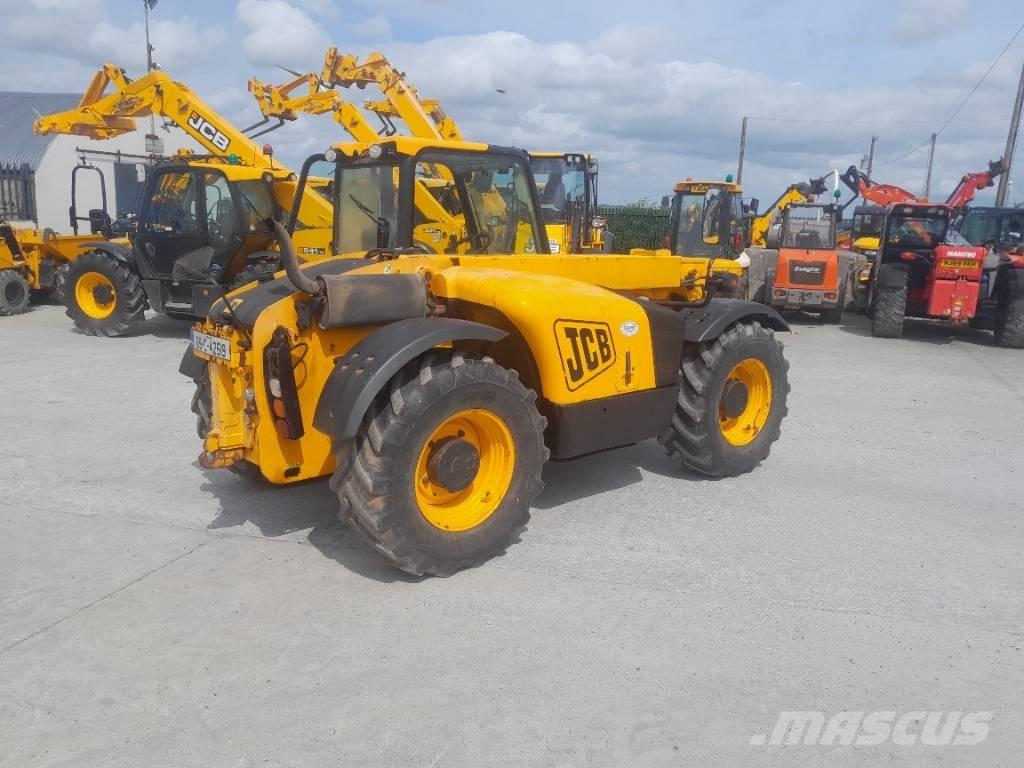 JCB 526-56 Maatalouskurottajat