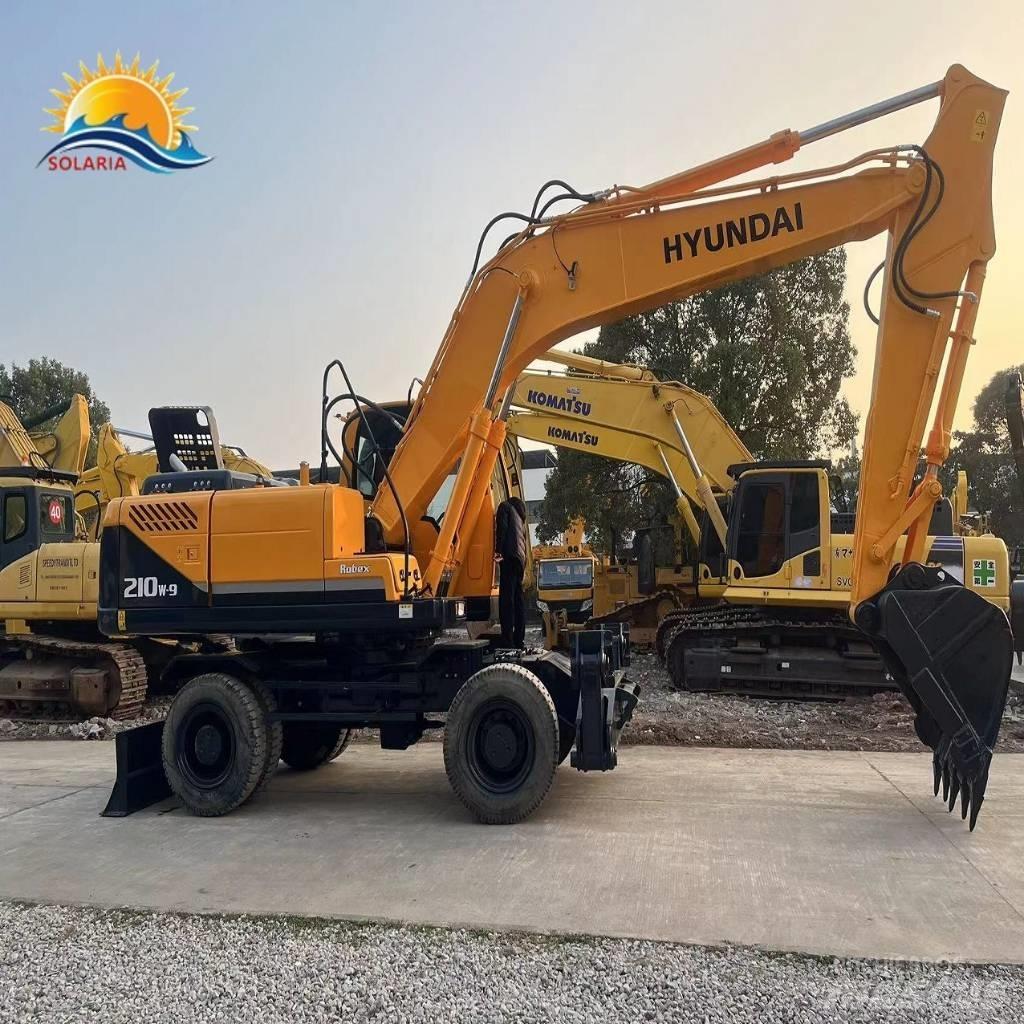 Hyundai R210W-9 Pyöräkaivukoneet