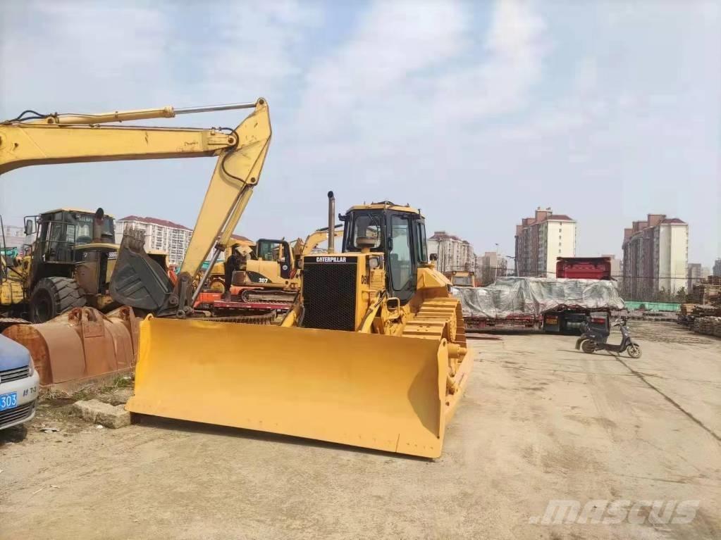 CAT D 6 M Telaketjupuskutraktorit